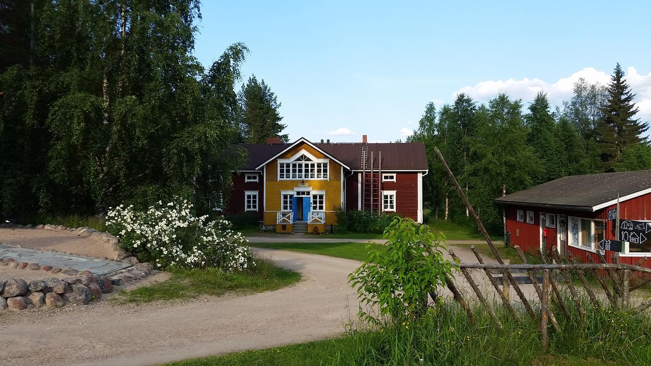 Log * Korvala